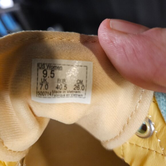 Women's Vans Old Skool 'Pineapple Slice' Skate Shoes - Picture 6 of 7